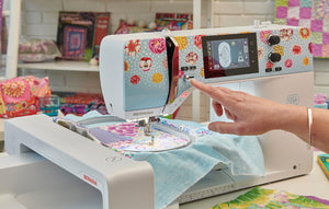 Bernina 570 QE with Embroidery Kaffe Special Edition
